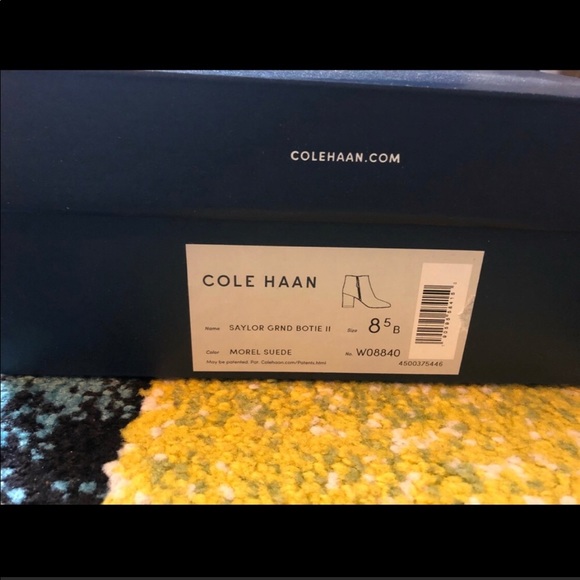 🌼Boots Sale🌼 Cole Hann Ankle Boots On Sale - Picture 2 of 7